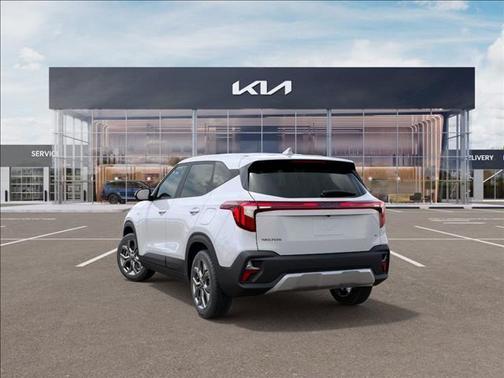 2025 Kia Seltos LX