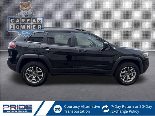 2022 Jeep Cherokee Trailhawk