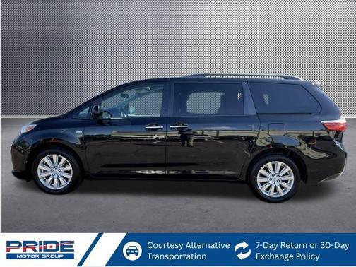 2017 Toyota Sienna XLE