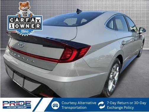 2022 Hyundai SONATA SEL