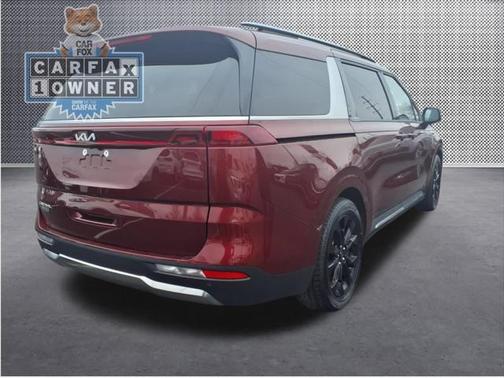2024 Kia Carnival SX