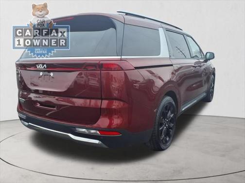 2024 Kia Carnival SX