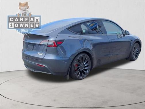 2023 Tesla Model Y Performance