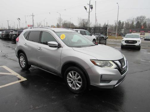 2017 Nissan Rogue SV