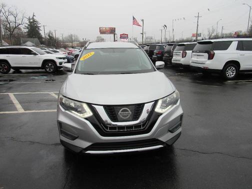 2017 Nissan Rogue SV