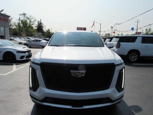 2025 Cadillac Escalade Sport