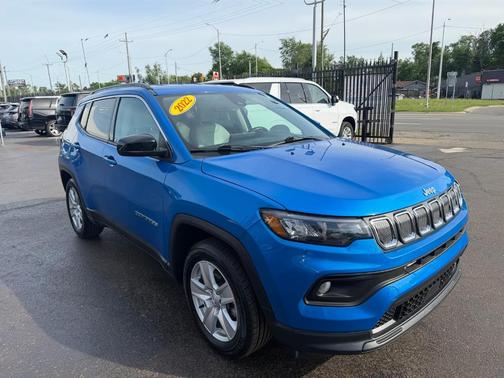 Blue 2022 Jeep Compass Latitude