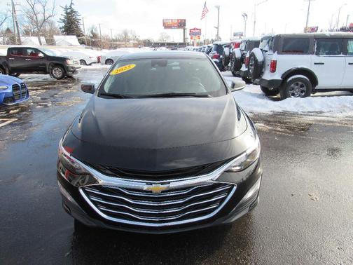 2025 Chevrolet Malibu LT