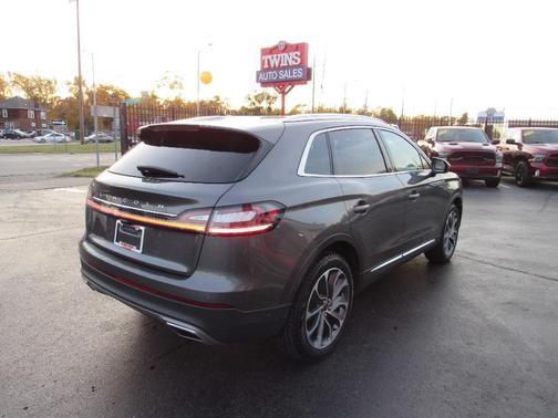 2022 Lincoln Nautilus Reserve