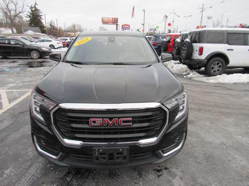 2022 GMC Terrain SLE