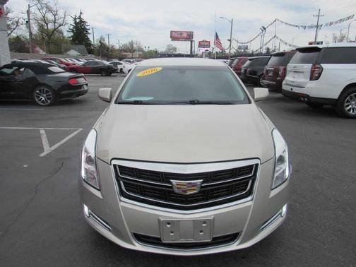 2016 Cadillac XTS Luxury Collection