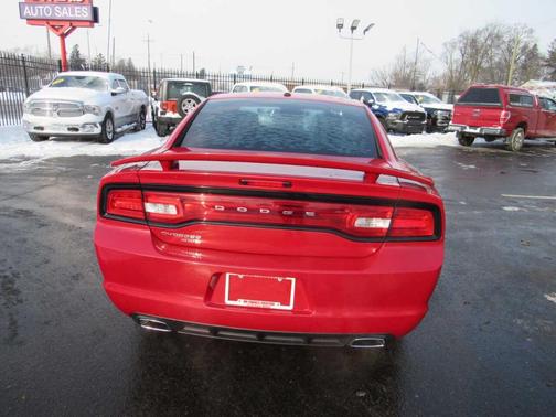 2013 Dodge Charger SXT