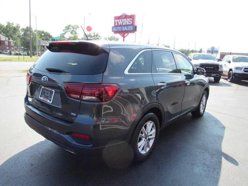 2020 Kia Sorento LX