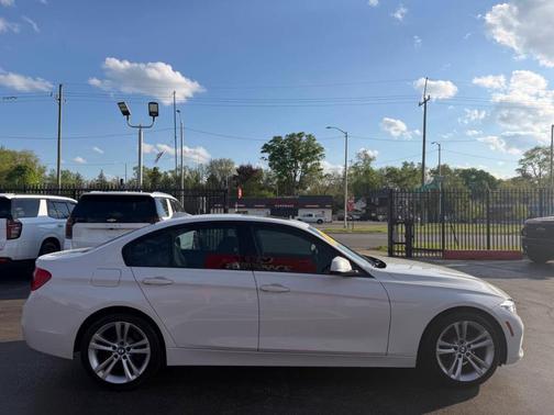 White 2016 BMW 328 i xDrive SULEV