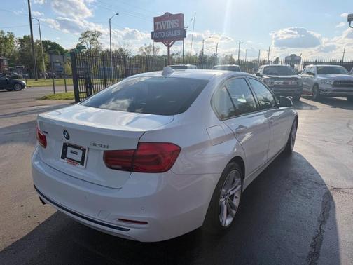 White 2016 BMW 328 i xDrive SULEV