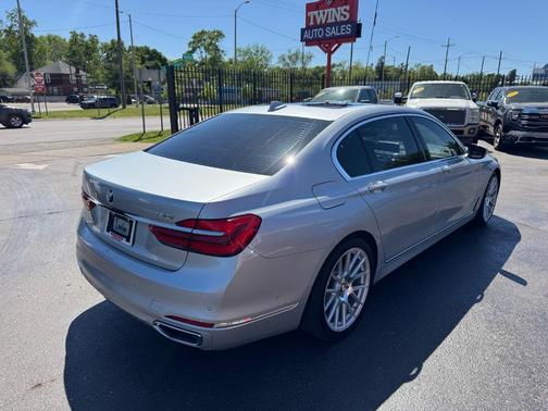 Silver 2017 BMW 740 i