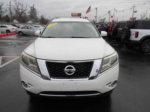 2015 Nissan Pathfinder SV