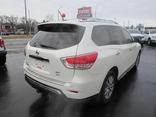 2015 Nissan Pathfinder SV