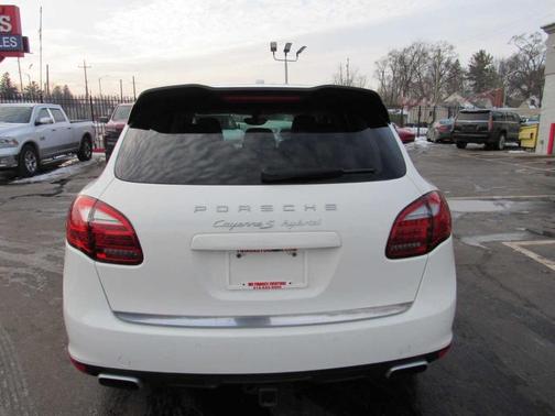 2012 Porsche Cayenne S