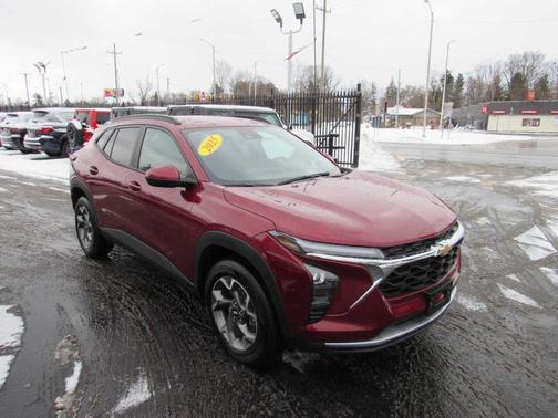 2025 Chevrolet Trax LT