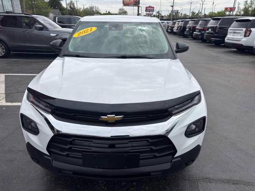 White 2021 Chevrolet Trailblazer LS