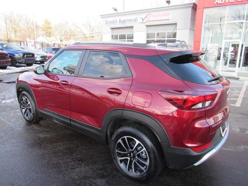 2025 Chevrolet Trailblazer LT