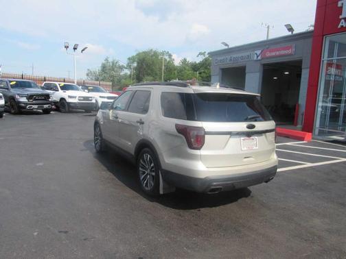 2017 Ford Explorer Platinum