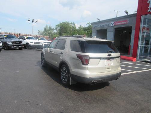 2017 Ford Explorer Platinum