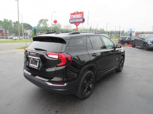 2023 GMC Terrain AT4