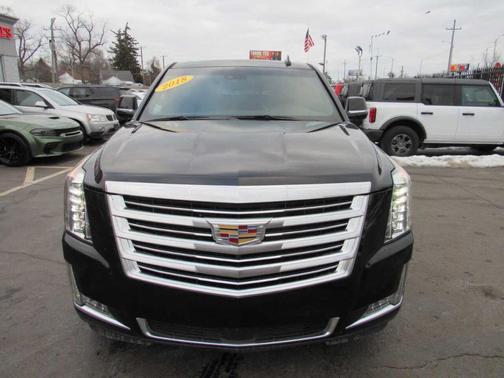 2018 Cadillac Escalade ESV Platinum