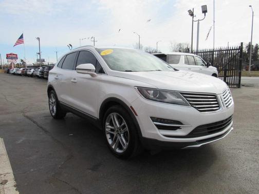 2015 Lincoln MKC Base