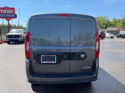 Gray 2022 RAM ProMaster City Base