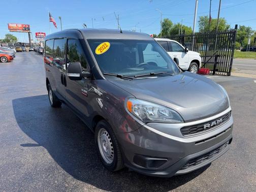 Gray 2022 RAM ProMaster City Base