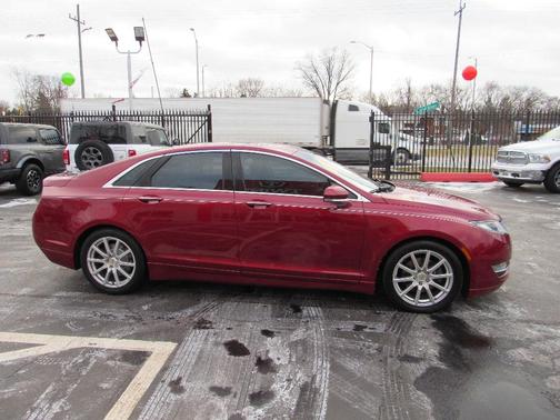 2013 Lincoln MKZ Base