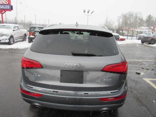 2016 Audi Q5 2.0T Premium Plus