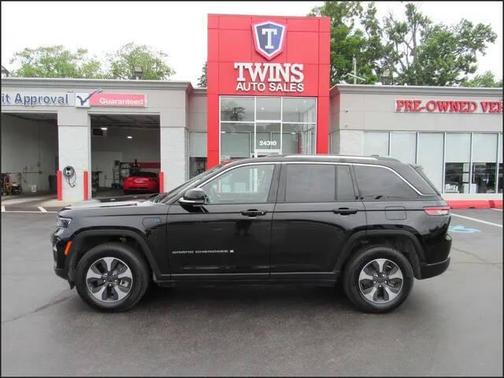 2023 Jeep Grand Cherokee 4xe Base