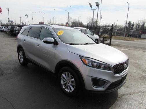 2016 Kia Sorento LX