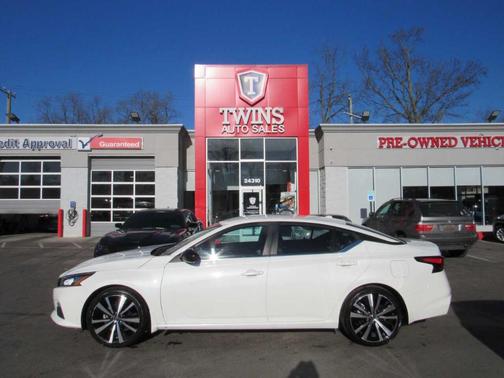 2021 Nissan Altima 2.5 SR