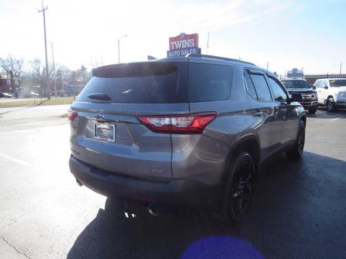 Black 2021 Chevrolet Traverse RS