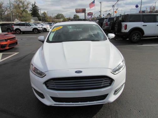 2016 Ford Fusion Hybrid S