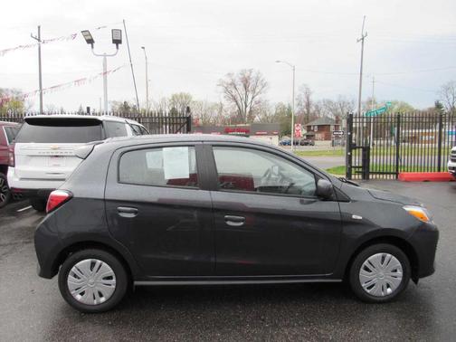 2024 Mitsubishi Mirage ES