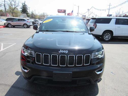 2017 Jeep Grand Cherokee Laredo