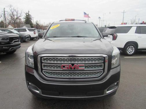 Gray 2016 GMC Yukon SLT