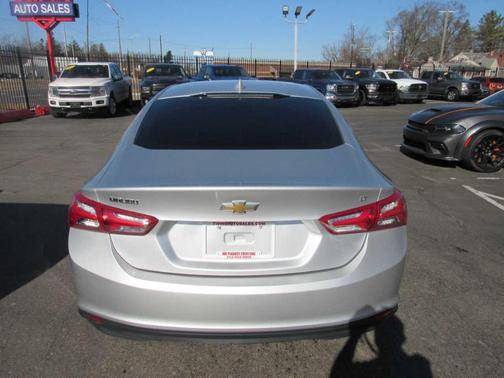 2022 Chevrolet Malibu LT