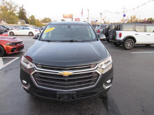 2018 Chevrolet Traverse LT Cloth