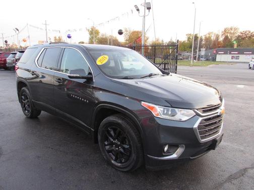 2018 Chevrolet Traverse LT Cloth