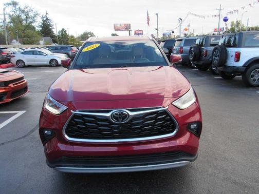 2021 Toyota Highlander Platinum