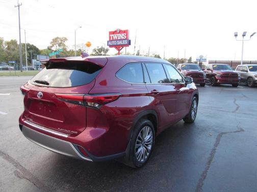 2021 Toyota Highlander Platinum