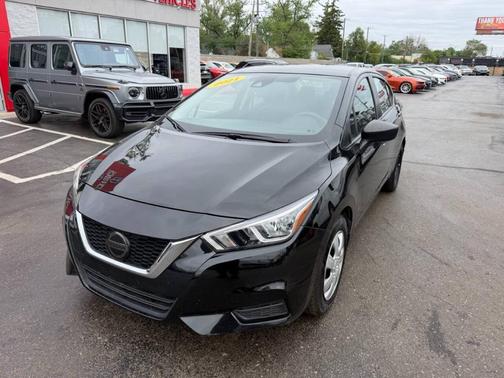 Black 2021 Nissan Versa S