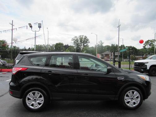 2016 Ford Escape S